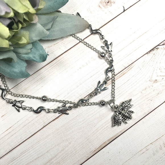 Boho Silver Bee Anklet - Picture 3 of 4